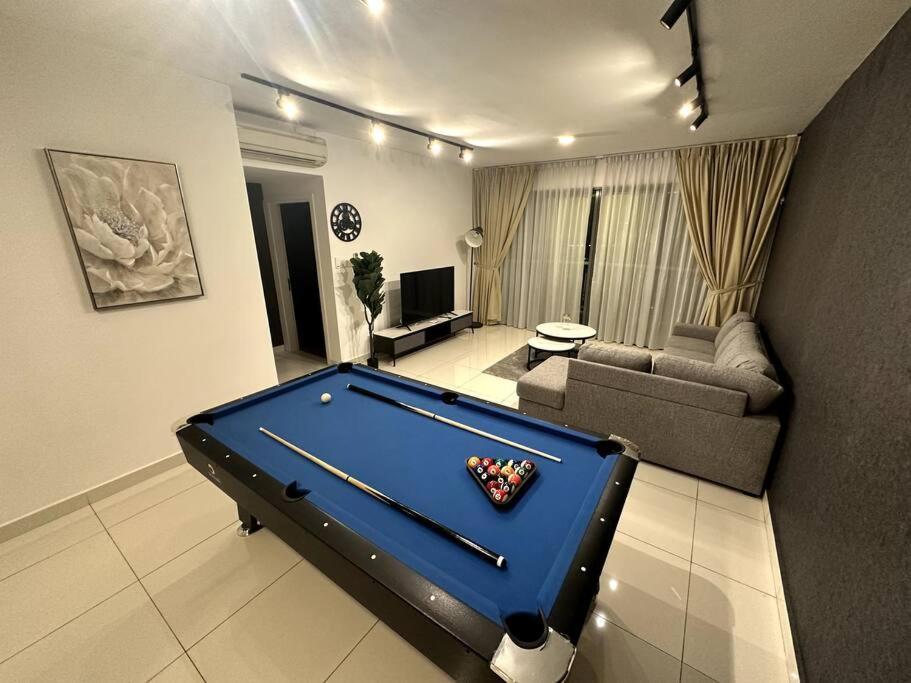 Apartment Teega Modern 4br 12pax Pooltable By Our