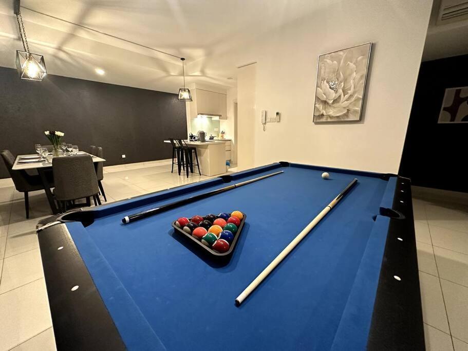 Apartment Teega Modern 4br 12pax Pooltable By Our